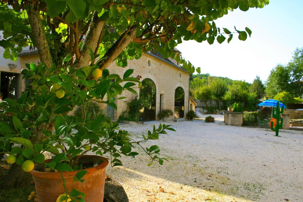 Gite Du Manoir Le Roc Couze-et-Saint-Front Luaran gambar